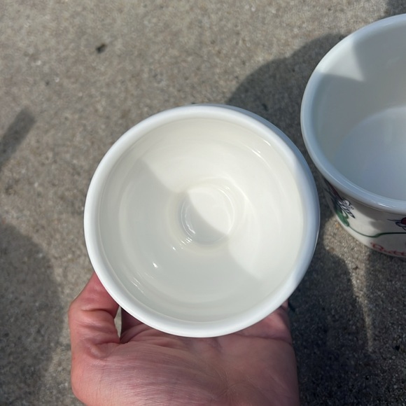 The Christmas Honey Bee Butter Bell Crock Santa hat Store Fresh Butter NEW - Picture 5 of 13